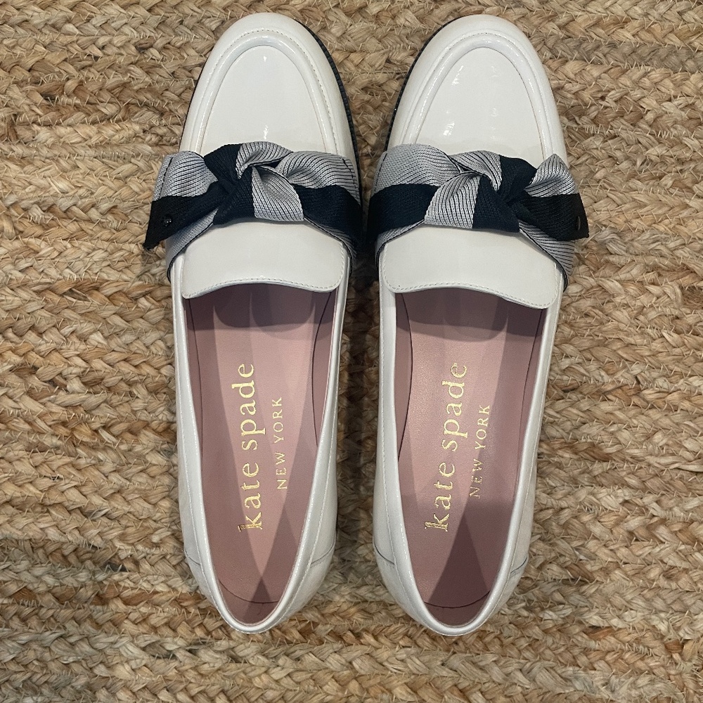 KATE SPADE *NWOT* loafers flats bow patent leather